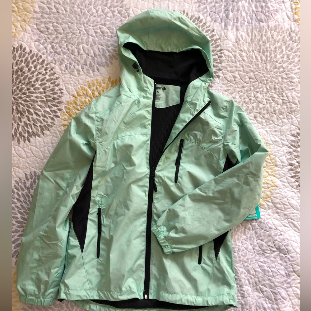 NWT Reel Legends rain jacket